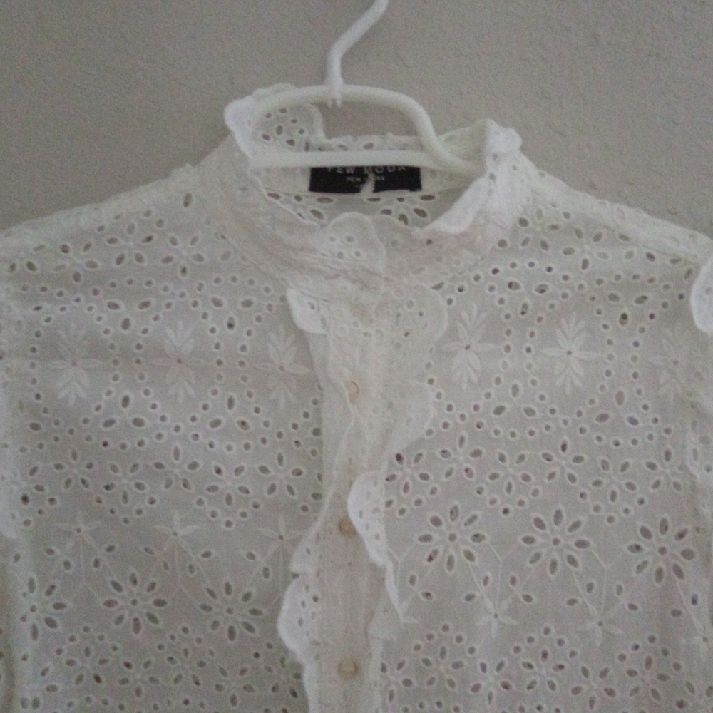 Few Moda shirt - Picture 2 of 6